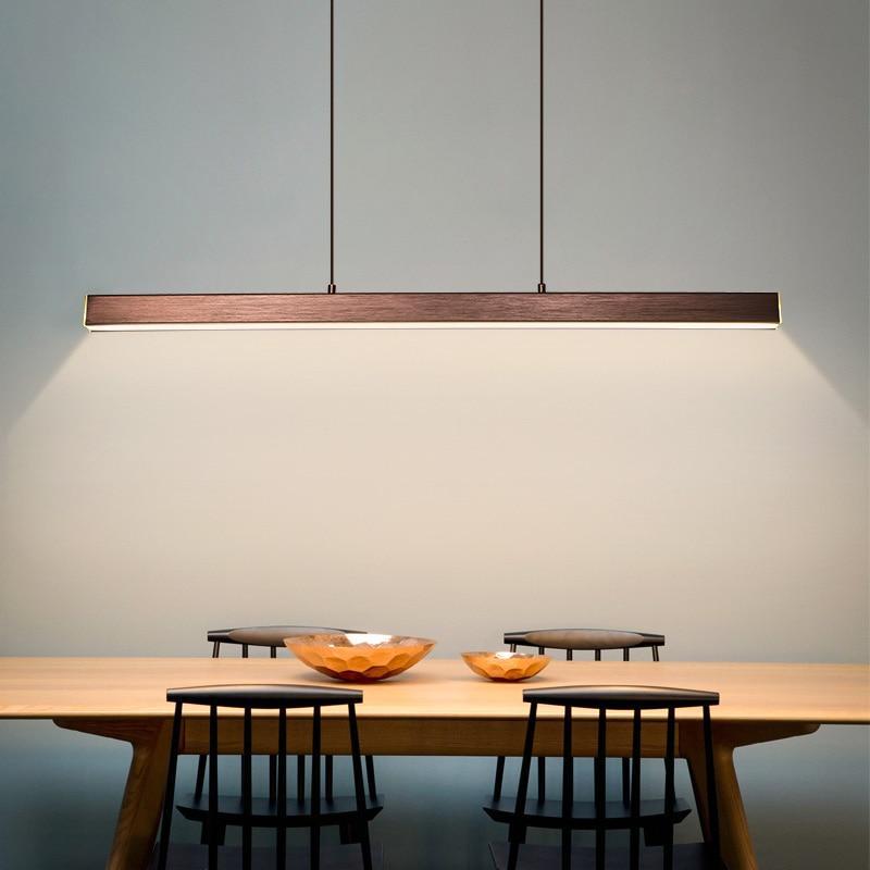 Skanto | Moderne LED Taklampe – Industriell Stil med Skinndetaljer