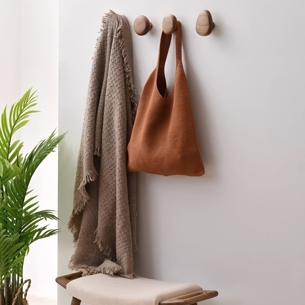 Skanto | WoodCraft Trevegghooker Sett – Håndlaget design av valnøtt og bøk tre