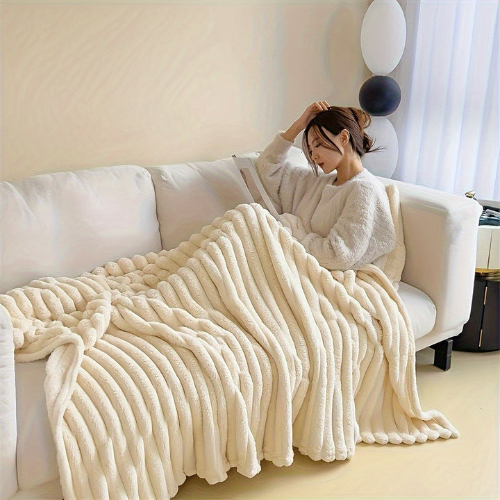 LuxeFleece – Elegant fransk stil teppe for Comfort Skanto