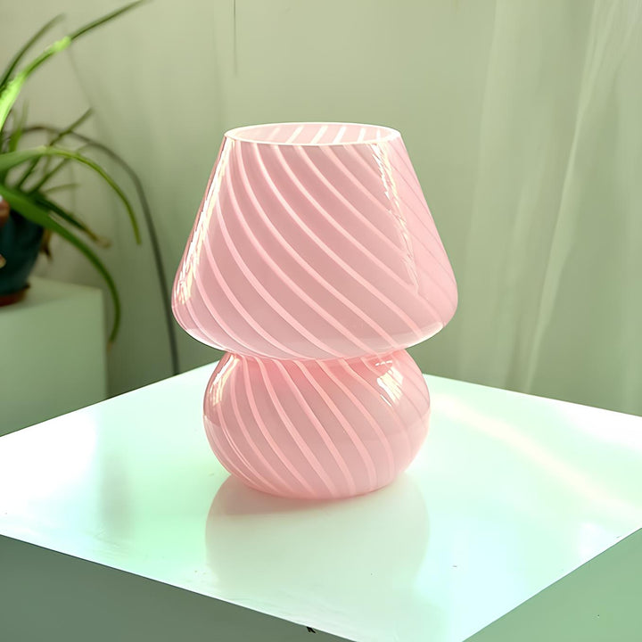 Skanto | Verra Munnblåst Glasslampe