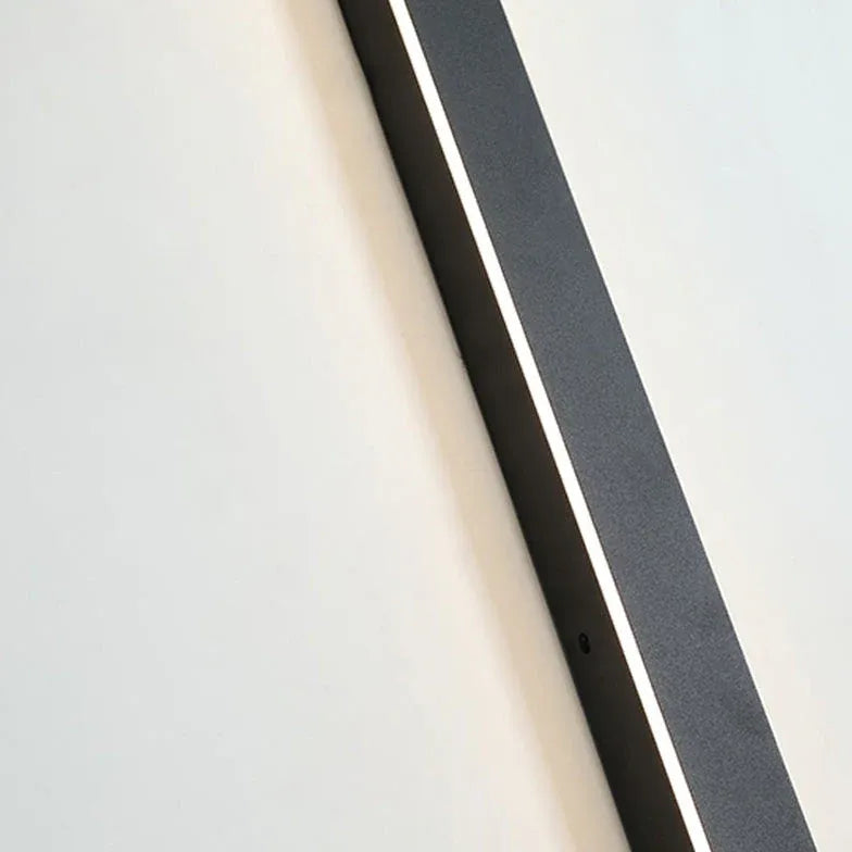 Skanto | Lineær svart minimalistisk LED utendørs vegglampe