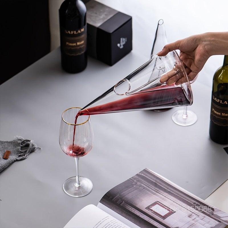 Skanto | Edifice Karaffel - Håndlaget Glass Vinkaraffel