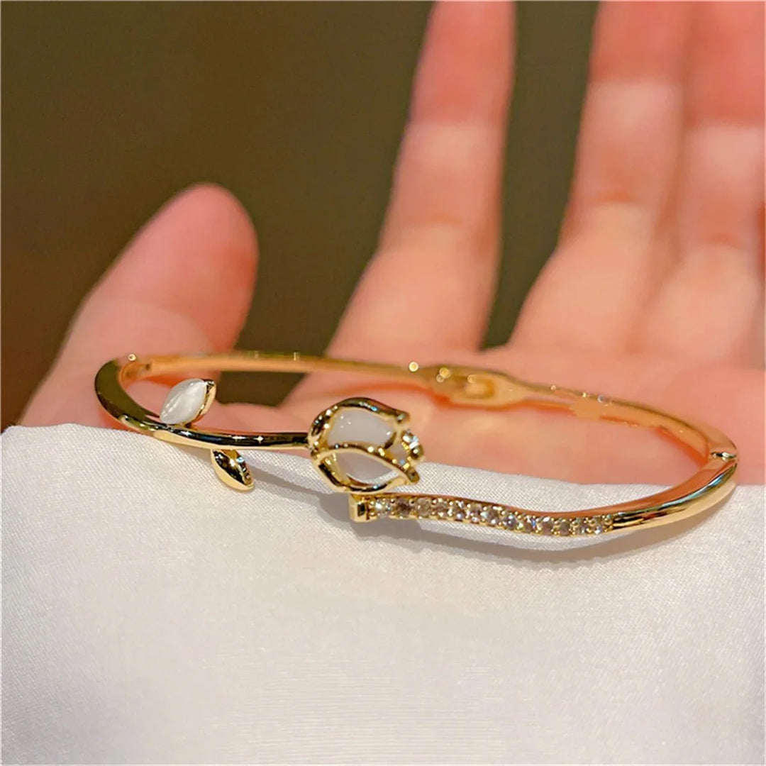 Skanto | Elegant Tulip Opal Diamond Accented Bracelet