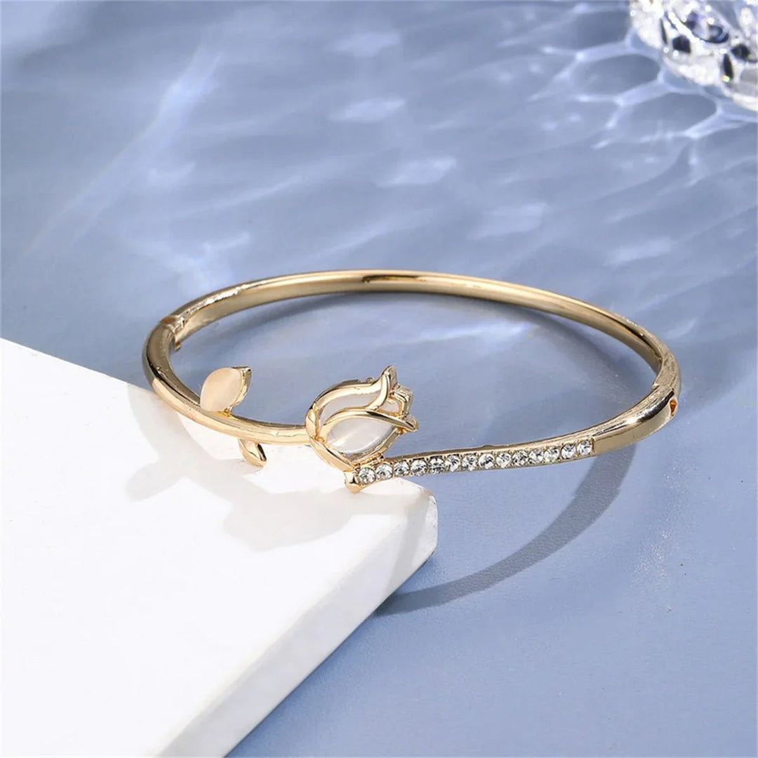 Skanto | Elegant Tulip Opal Diamond Accented Bracelet