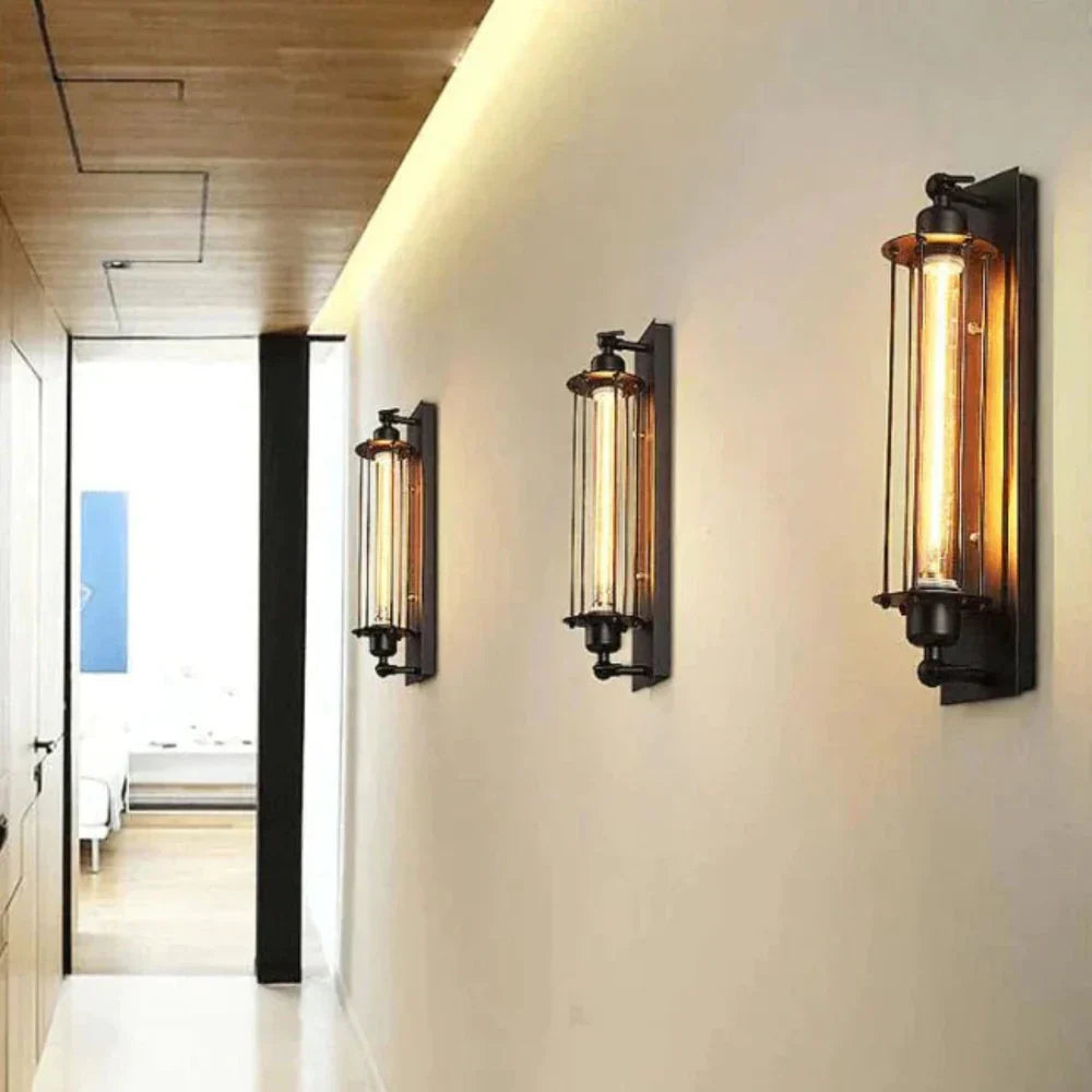 Skanto | Vintage Veggmontert LED Lys – Tidøstedesign med Elegant Matt Svart Finish