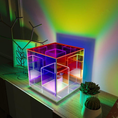 Skanto | Eternity Rubiks Cube Prism Lampe