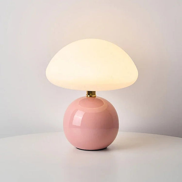 Skanto | Kremet Eleganse med et Hint av Fransk Stil
