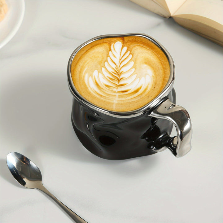 Skanto | CreArt Krus – Håndlaget keramisk kaffekrus med unikt rynket design