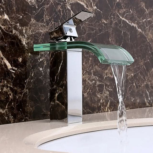 Skanto | AquaCascade Bad Fossen Krane