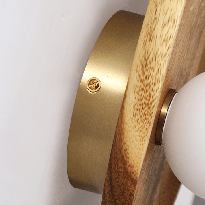 Skanto | Trevegglampe, naturlig lys