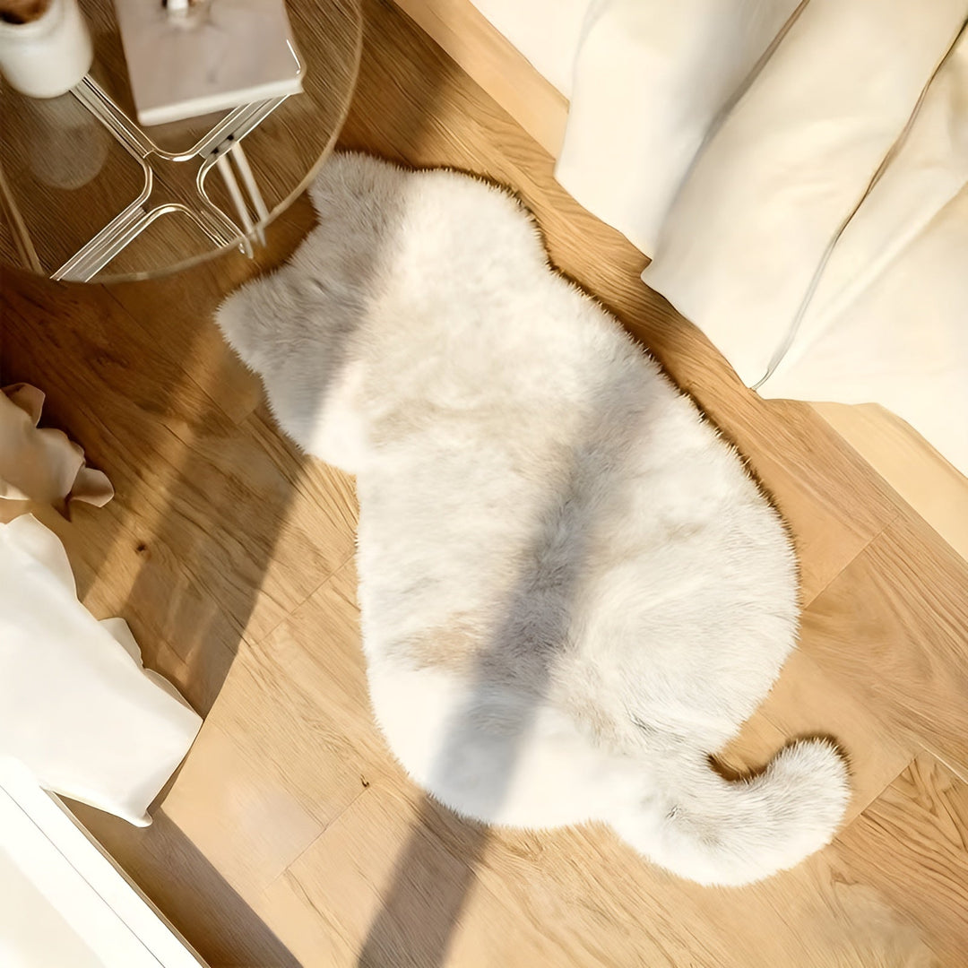 Lite katteformet teppe – mykt og kosete | Perfekt til sofa, hylle eller kommode