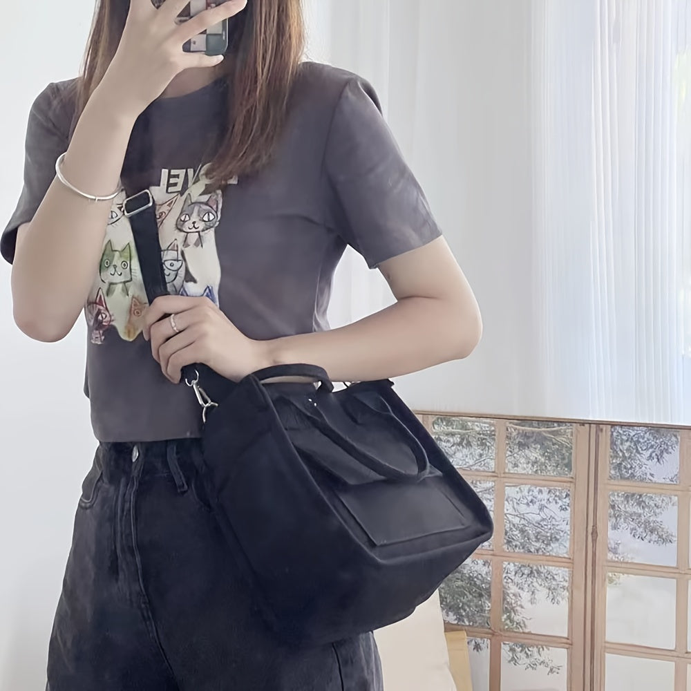 UrbanEase Canvas Slingbag – Hvit skulderveske med magnetlukking og justerbar stropp | Skanto