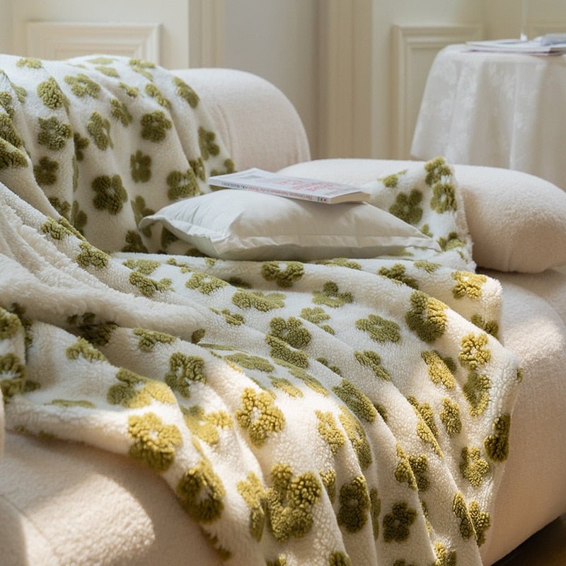 Fluffy Floral Plush Tykket Teppe for Koselig Komfort | Skanto