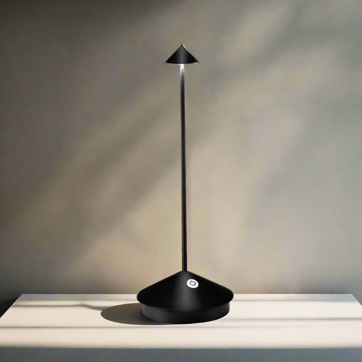 Skanto | Bordlampe - Vanntett, Dimbar, Trådløs Design for Hjemmekontor og Soverom Belysning 2025