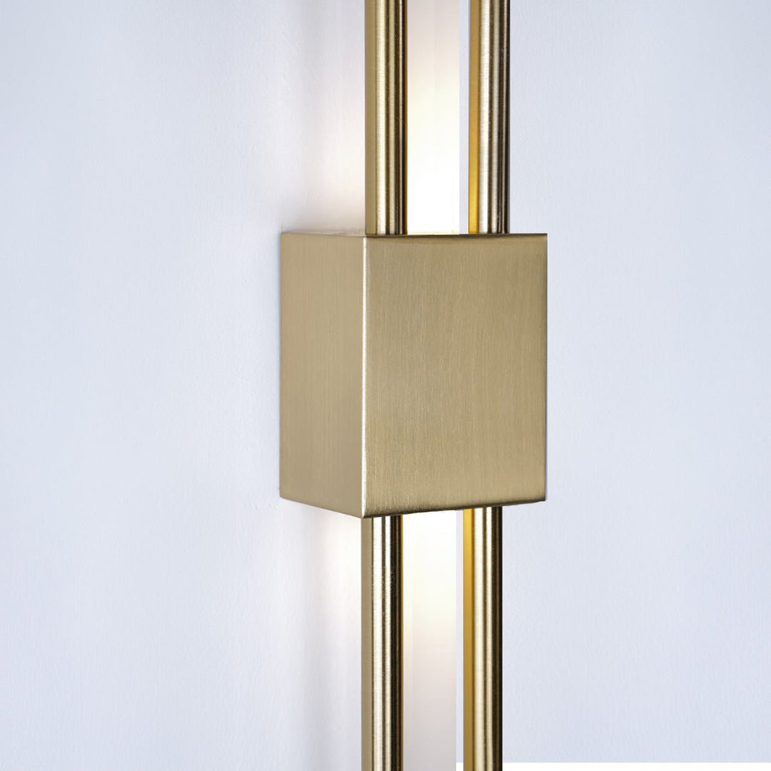 Sleek Modern Glass Wall Lamp | Skanto