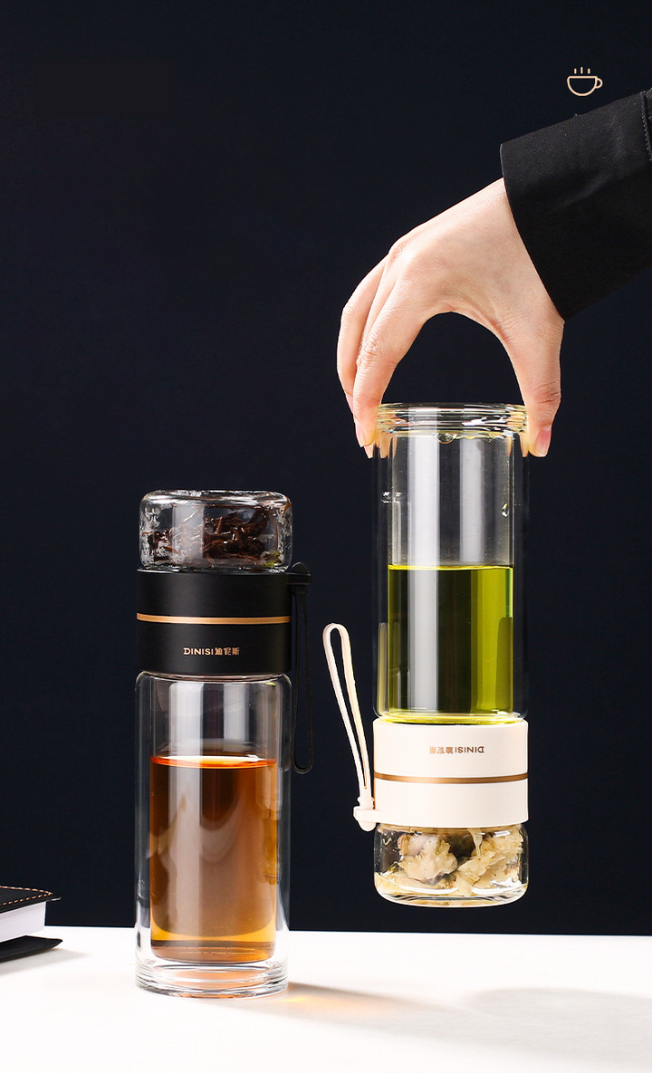 Skanto teinfuser i krystallklart glass