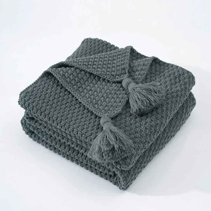 Skanto | Ullteppe ArcticHaven | Skandinavisk Design med Pomponger & Kuler | Varmt & Stylish