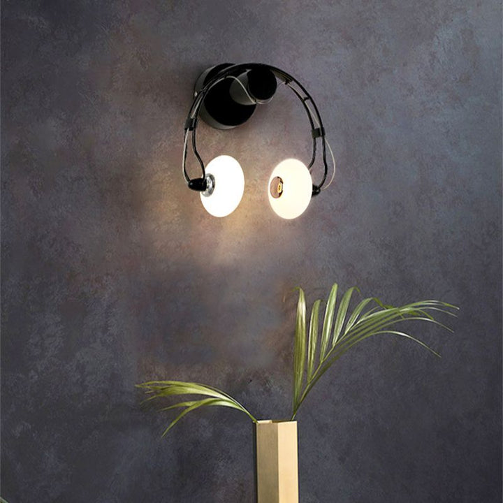 Skanto | EchoShine - Hodetelefon LED Vegglampe