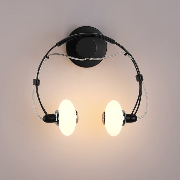 Skanto | EchoShine - Hodetelefon LED Vegglampe