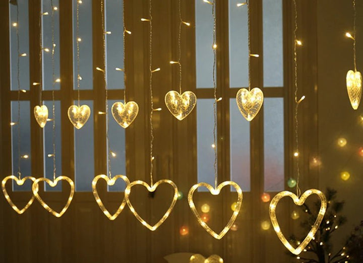 Skanto | Hjerteformede LED Gardinlys – 3,5M Fe Garland for Valentinsdag, Bryllup, Jul og Soverom Festdekor (220V/110V)