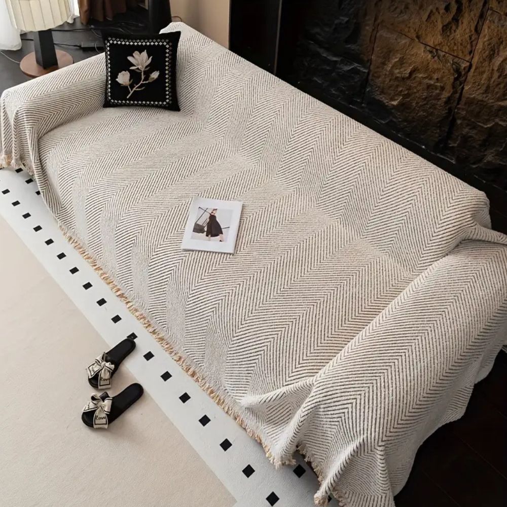Skanto | Sofa Cover Herringbone Pattern Protective Design