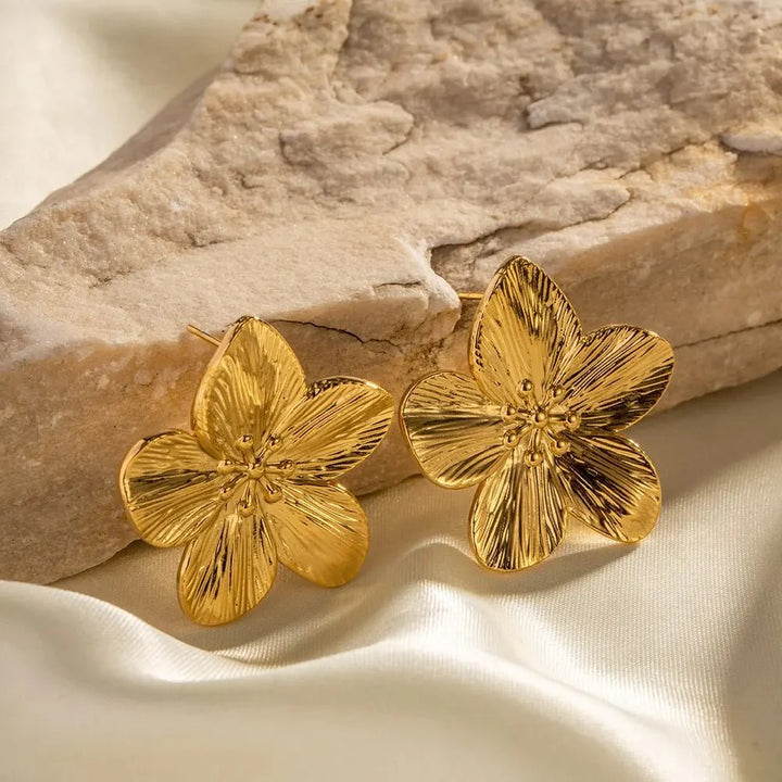 Skanto | Hibiscus Floral Stud Øredobber