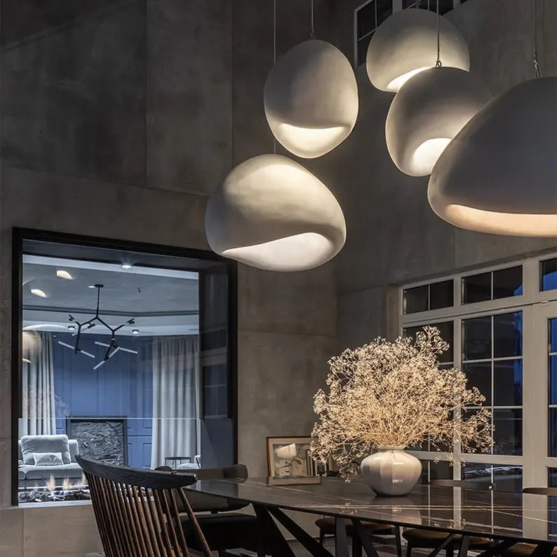 Skanto | LED Pendellampe - Nordisk Wabi Sabi Design - Justerbar Belysningsarmatur for Hjemmedekorasjon & Moderne Interiører
