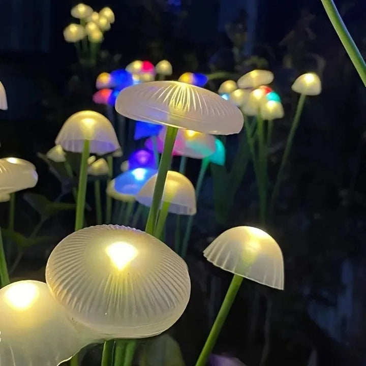Skanto | Solar Swaying Mushroom Garden Decor Lights