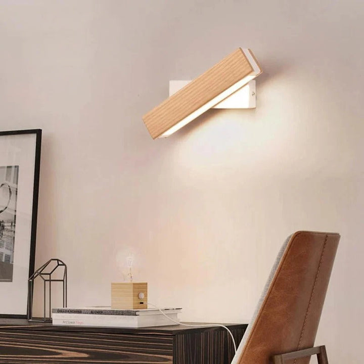 Skanto | Roterbar vegglampe med justerbar arm