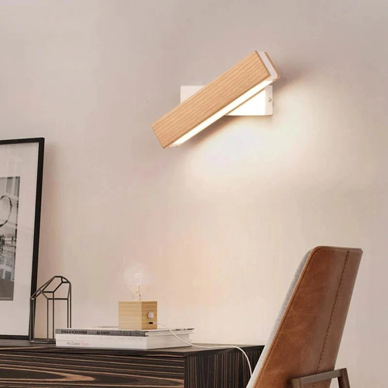 Drehbare Wandleuchte mit verstellbarem Arm