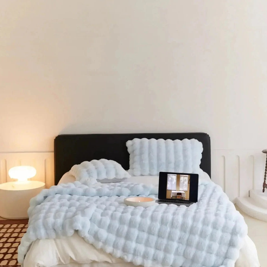 Skanto | Multi Season Blanket