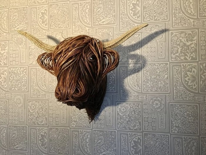 Skanto | Veggmontert Ku Skulptur