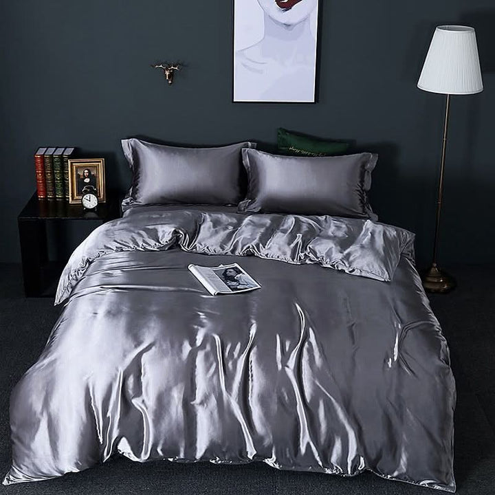 Skanto | Silk Satin 4-Delt Sengetøysett med Dynecover