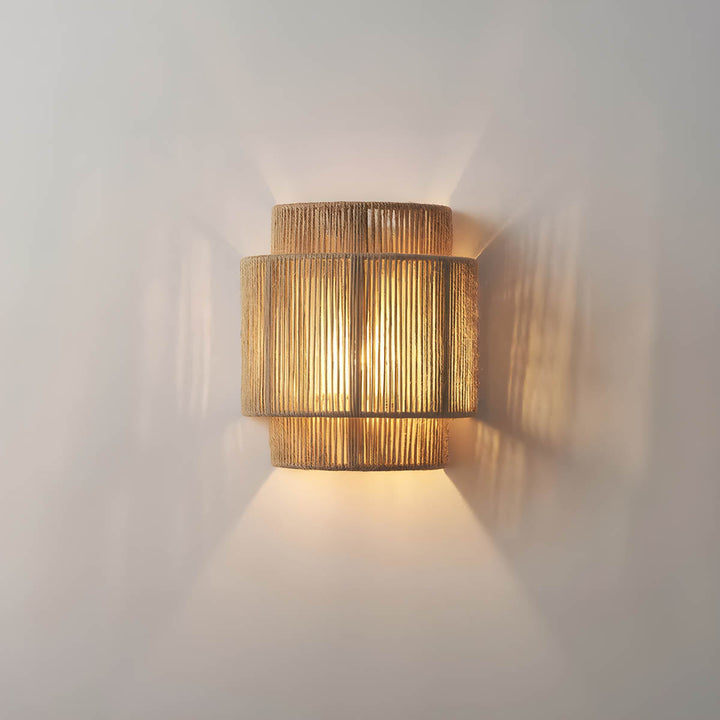 Skanto | LED Vegglampe - Moderne Design med Justerbar Lysstyrke - Ideell for Stue, Soverom & Gangbelysning