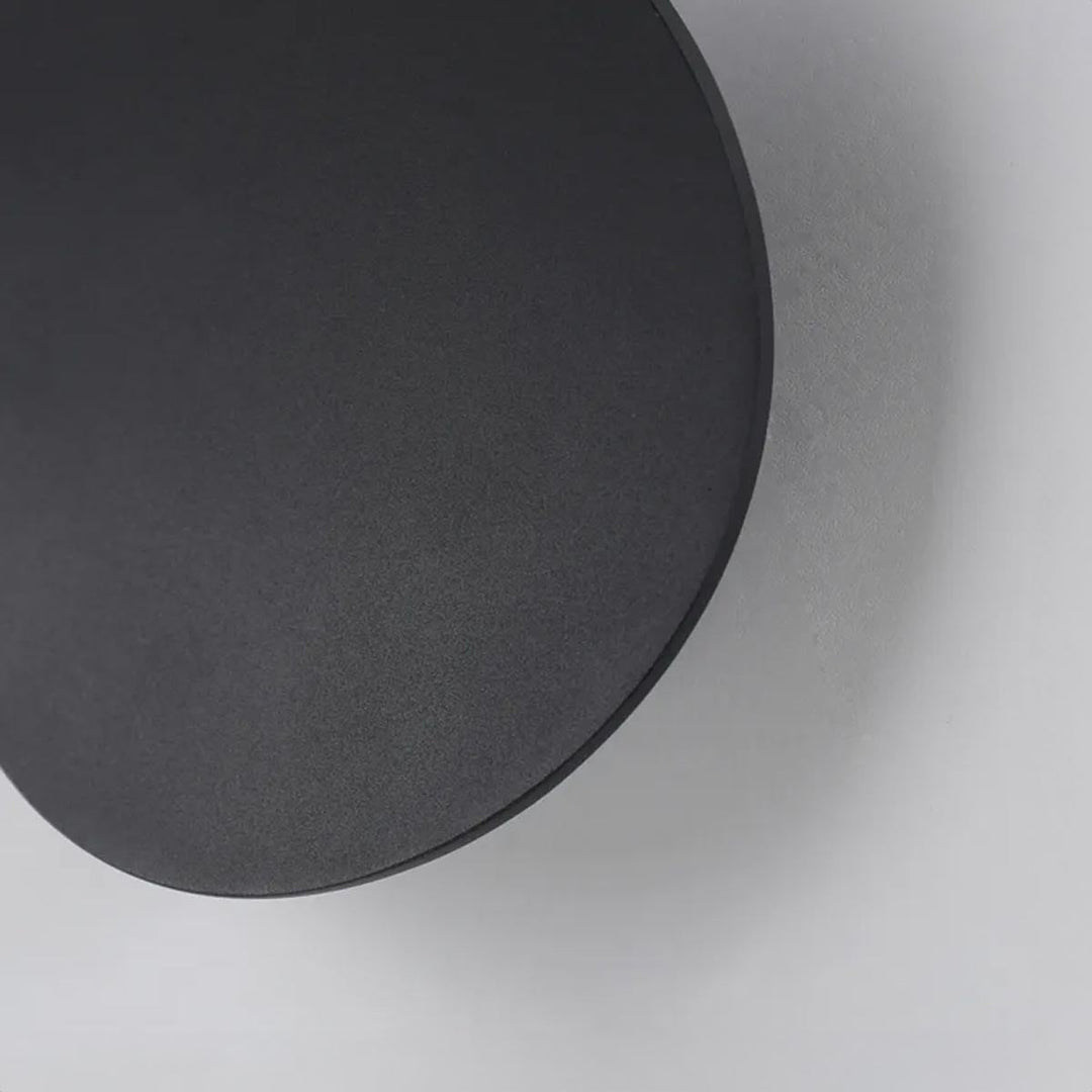 Elegant LED vegglampe – Stilig belysning for en varm atmosfære | Skanto