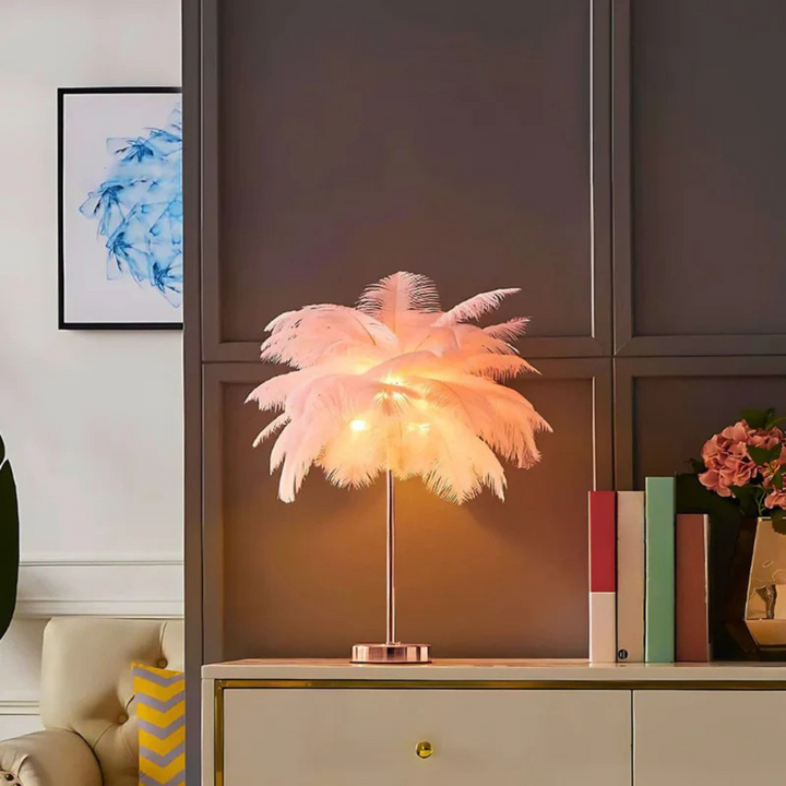 Skanto | Feather Shade Moderne Bordlampe