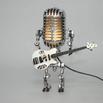 Skanto | Vintage Metal Microphone Robot Med Guitar Lampe