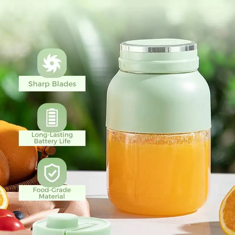 Skanto | BlendMaster Bærbar Blender | Lag smoothies uten anstrengelse på farten