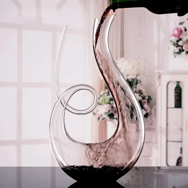 Skanto | Elegant Snurrende Vinluftingskaraffel for Aeration og Servering