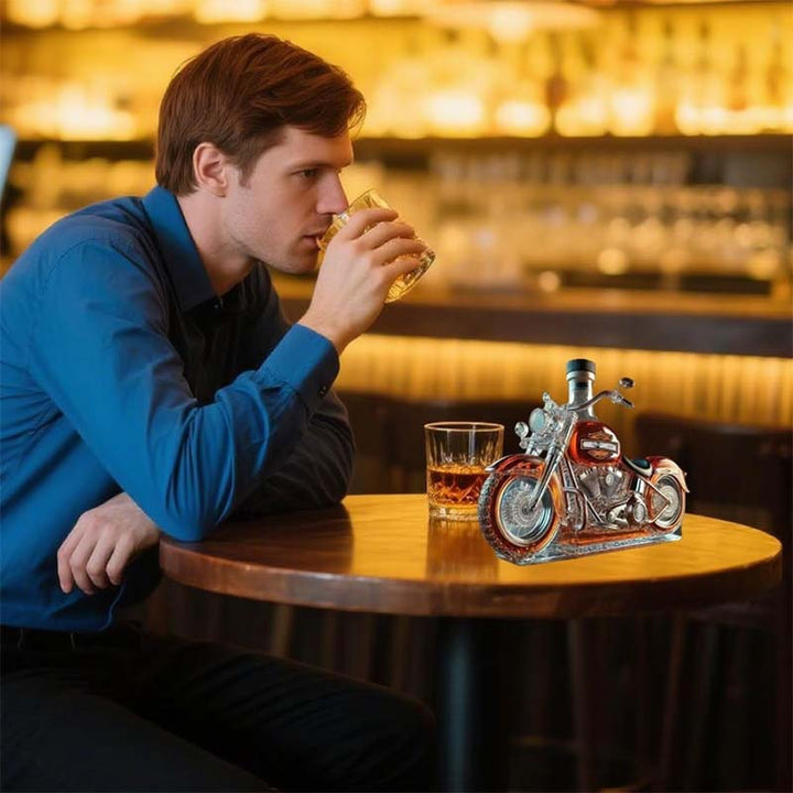 Skanto | Harley Motorcycle Formet Whiskey Karaffel for Hjemmebar