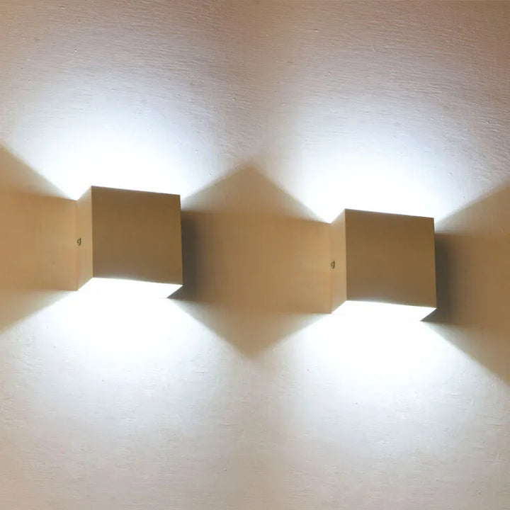 Skanto | Vegglampe Moderne Svart Aluminium LED Lysarmatur