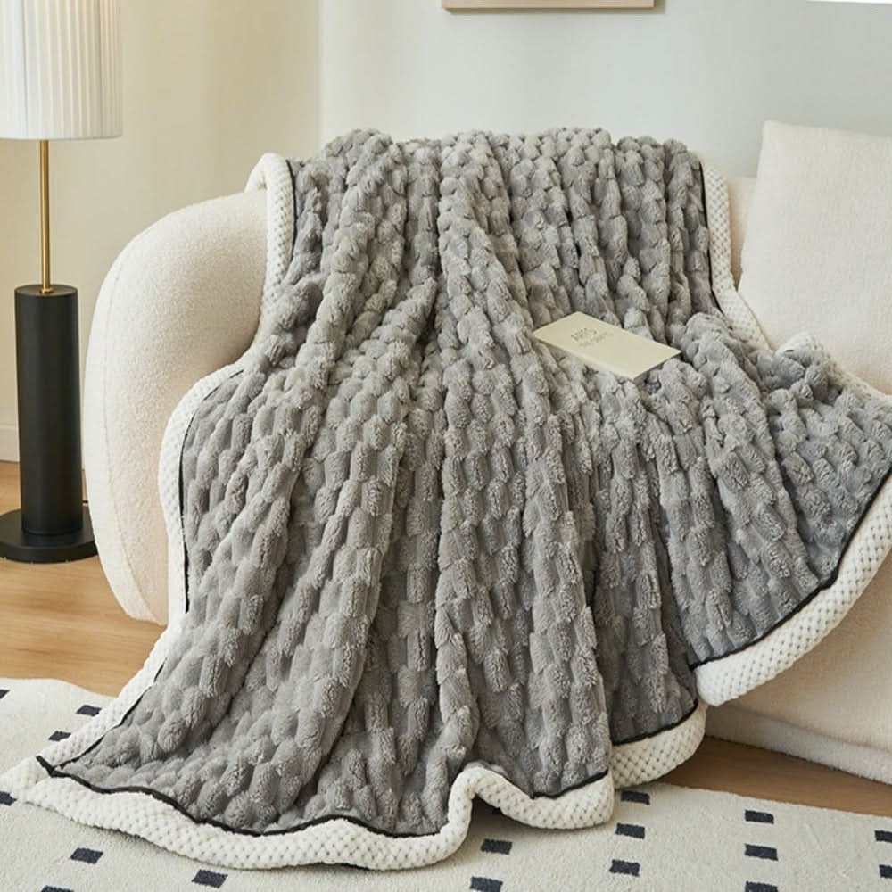 Skanto | DELLA - Cozy Cloud Blanket