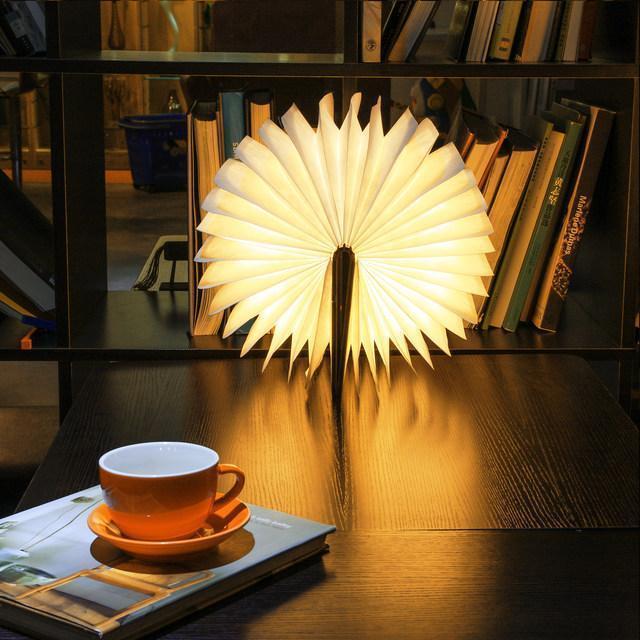 Skanto | Tre Bok LED Lampe