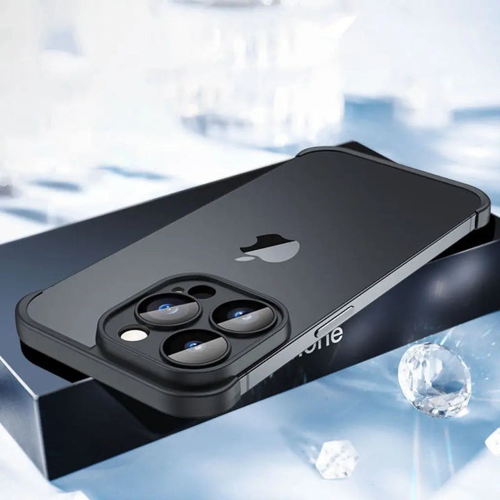 Skanto | ArmorEdge Max – Robust iPhone Beskyttelsesdeksel med hevede kanter