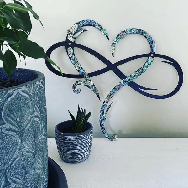 Frendorf | Jernveggkunst med Uendelig Hjerte - InfiniteHeart