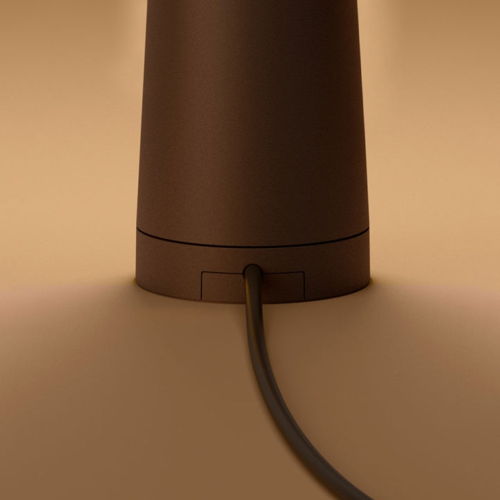 Skanto | Skulpturell Bordlampe Trådløs LED Lampe Solid Aluminiums 10000mAh Batteri 3-Nivå Dimming CRI 90 USB-C Ladekontakt Varm Hvit 2700K