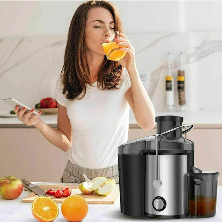 Juicer med kanne 800W (1,25 liter pulpcontainer) | Skanto