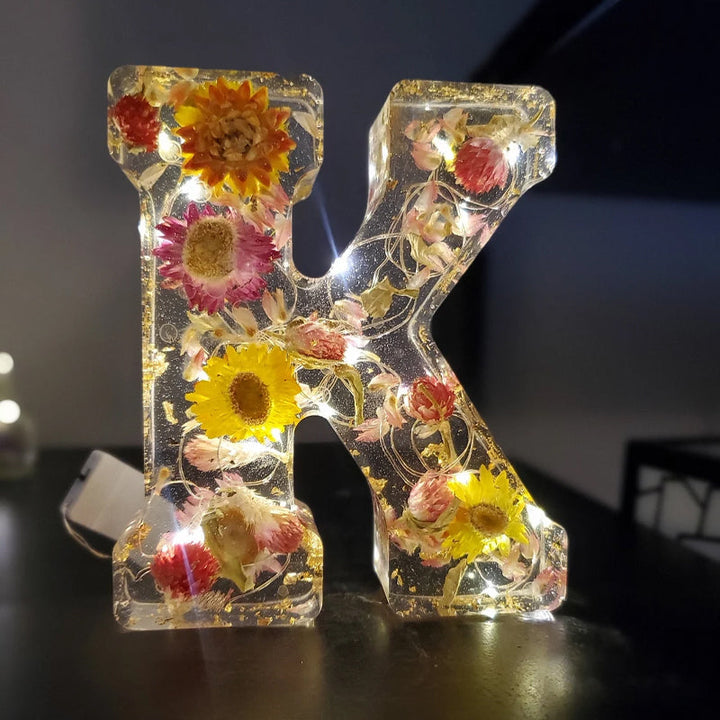 Skanto | Tørkede Blomster Bokstaver Nattlys