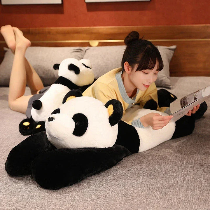 Skanto | Knappene Kjempe Panda Plushie