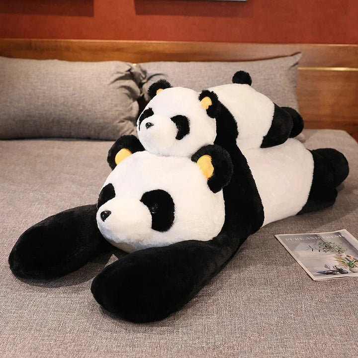 Skanto | Knappene Kjempe Panda Plushie